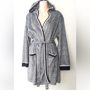 NWOT Kensie “I Only Sleep in Pretty” Herringbone Kimono Robe Women’s L/XL